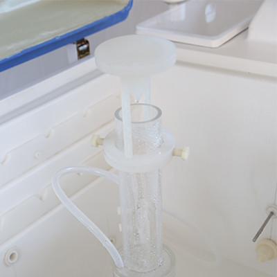 ASTM B117 Kiểm tra độ ăn mòn của buồng phun muối bằng sợi thủy tinh với xi lanh đo sương mù